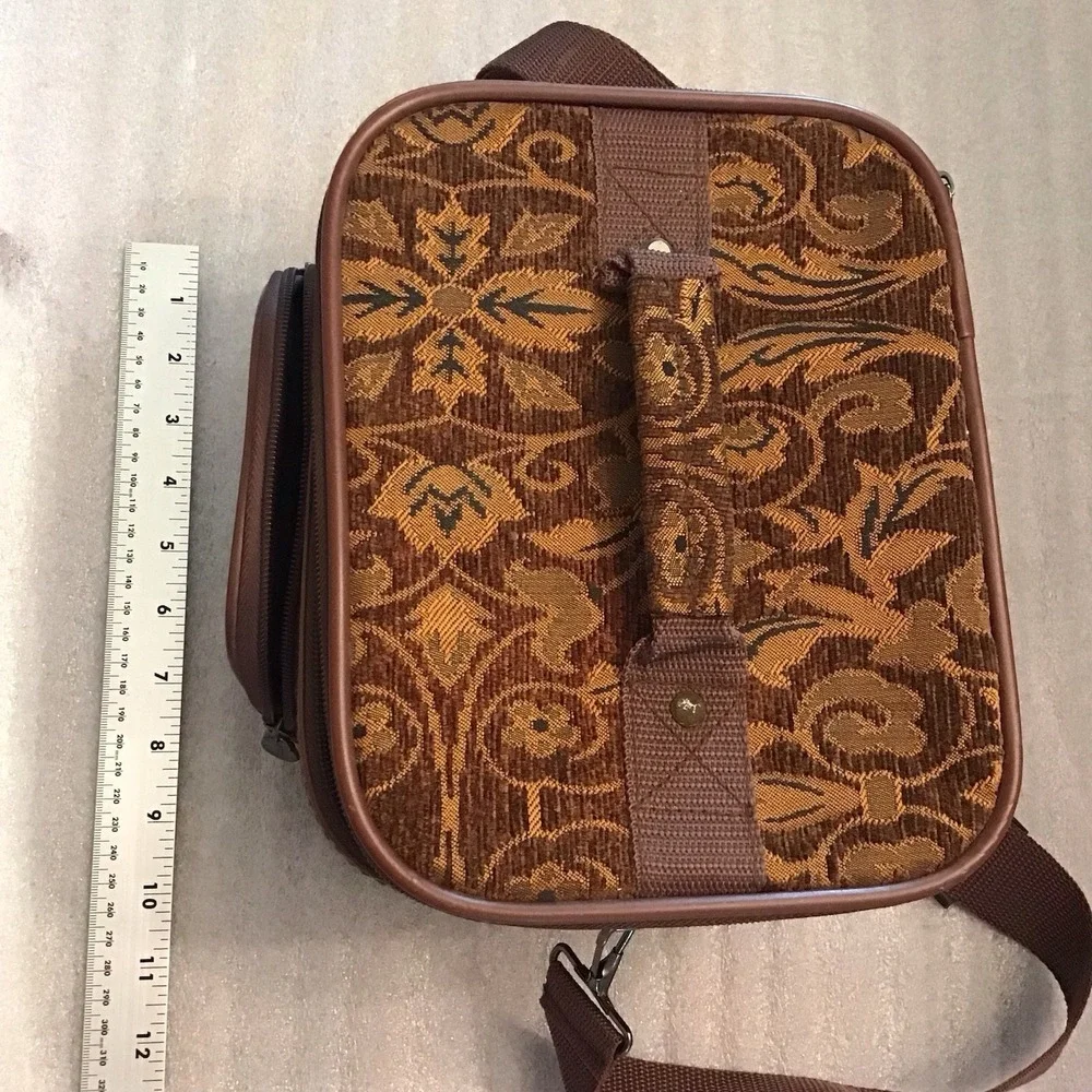 Raviani Gold Tapestry Cosmetic Bag